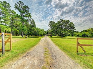 31 Echo Ln, Huntsville, TX 77320