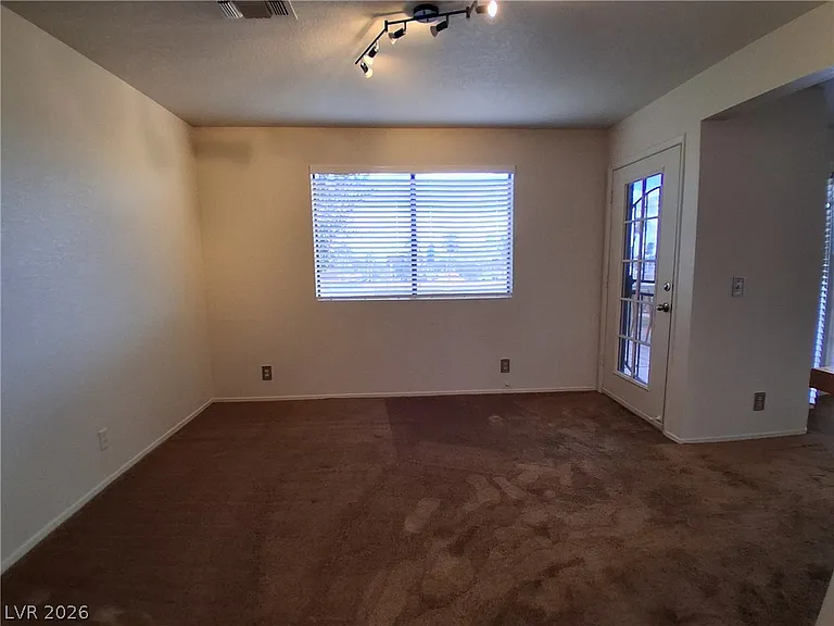 3958 Delos Dr — Photo 7