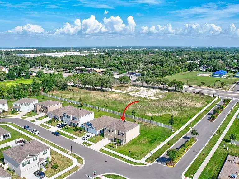 7601 Rosewood Garden Loop — Photo 47