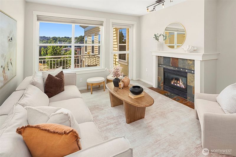 3rd image of 2901 NE Blakeley Street #409