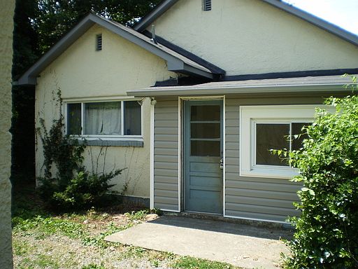 3rd image of 4310 Tomlinson St