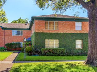 3823 Wickersham Ln APT 7, Houston, TX 77027