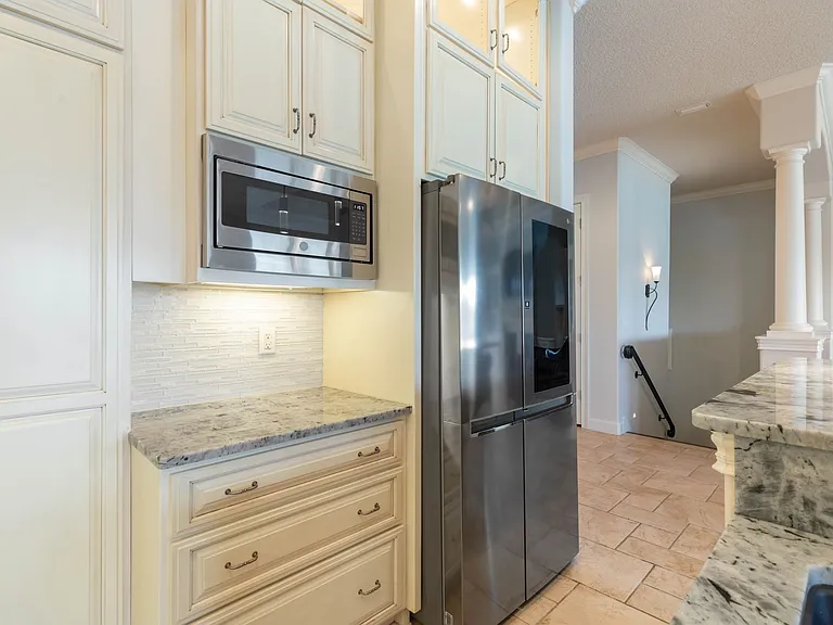 262 Yacht Harbor Dr — Photo 18