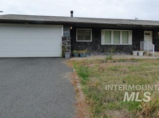 1403 4th St, Asotin, WA 99402