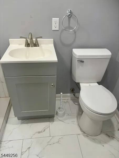 2 bed, 1.0 bath, $2,000 — Photo 4