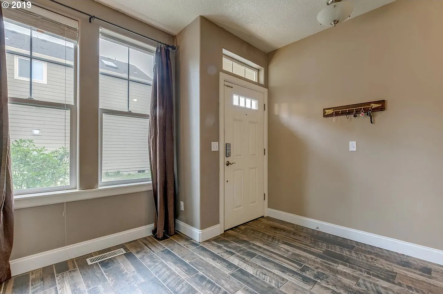 Charming 3BR House in Vancouver — Photo 4