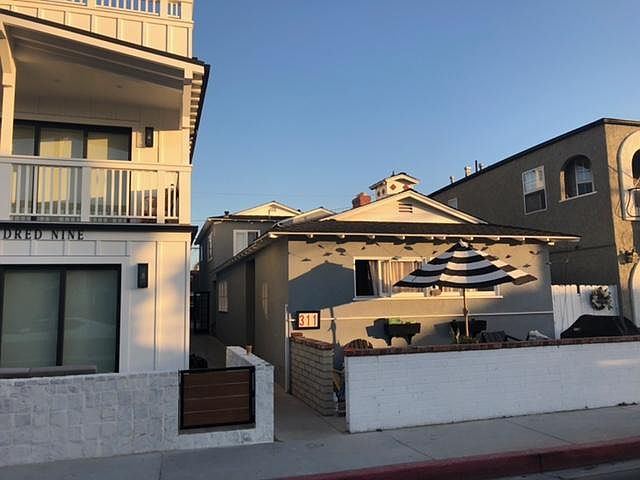 1st image of 311 33rd St #1/2