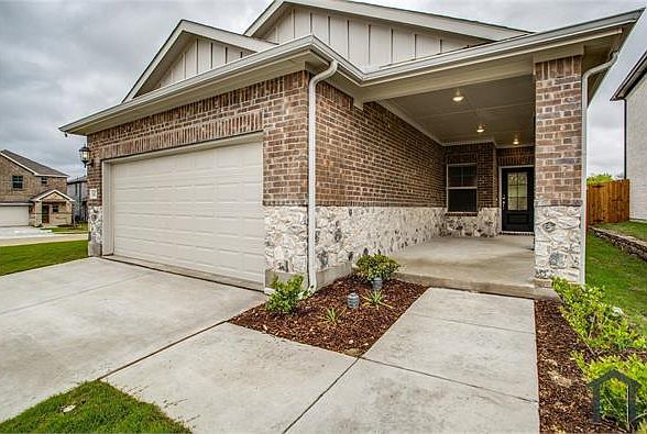 1st image of 612 McKenna Dr