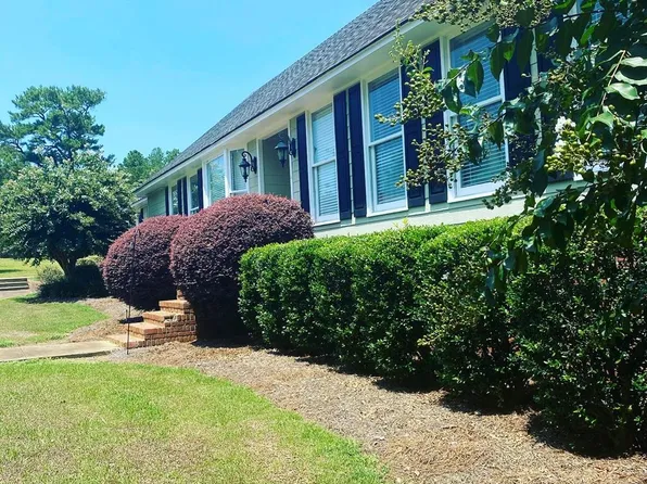 214 Tom Sawyer Dr, Blakely, GA 39823