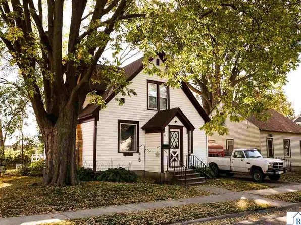 733 South Ave, North Mankato, MN 56003