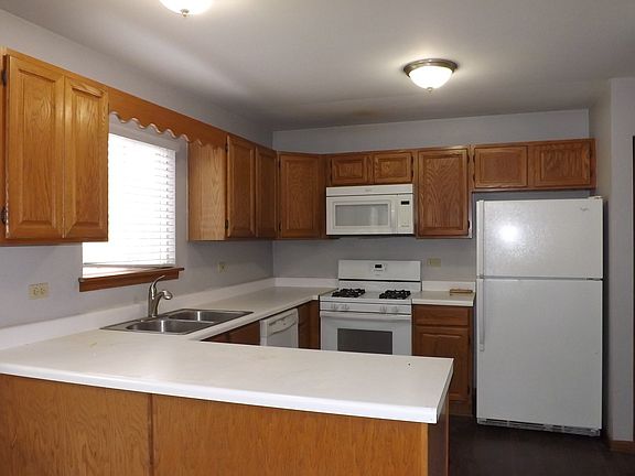 3rd image of 2372 N Sunrise Dr