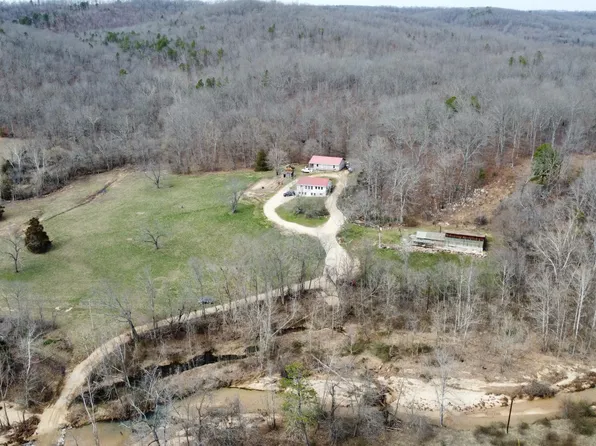 7427 Route D, Van Buren, MO 63965