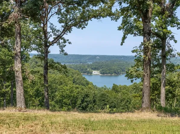 McKnight Rd, Rogers, AR 72756