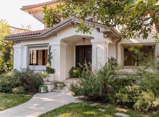 2027 N Canyon Dr #1, Los Angeles, CA 90068