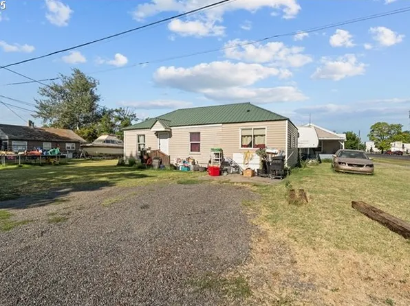 105 S Earl Ct, Stanfield, OR 97875