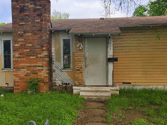 3rd image of 503 Saunders St