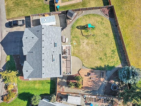 3rd image of 21814 114th St E