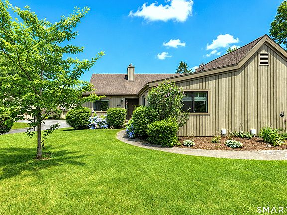 2nd image of 407 Montauk Lane #B
