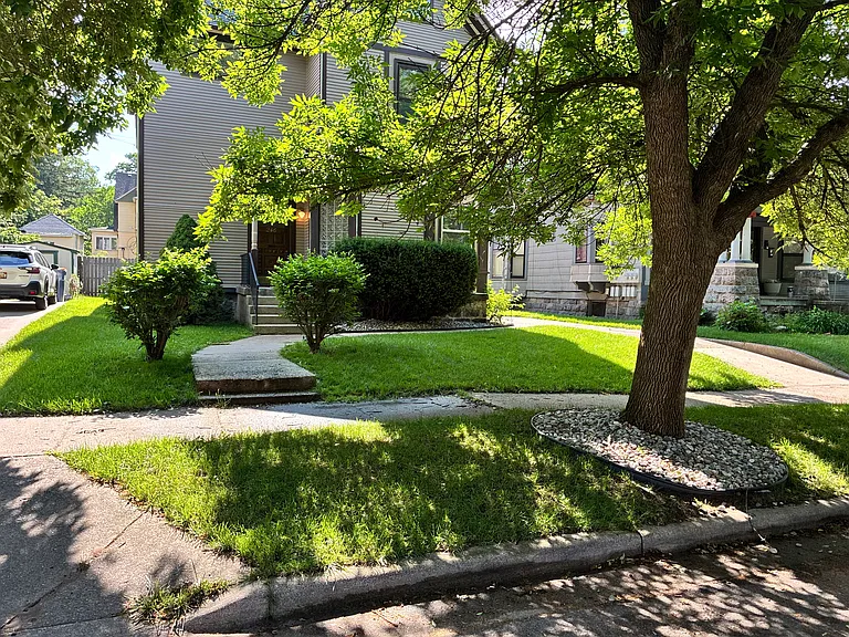 246 Charles Ave SE #1 — Photo 28