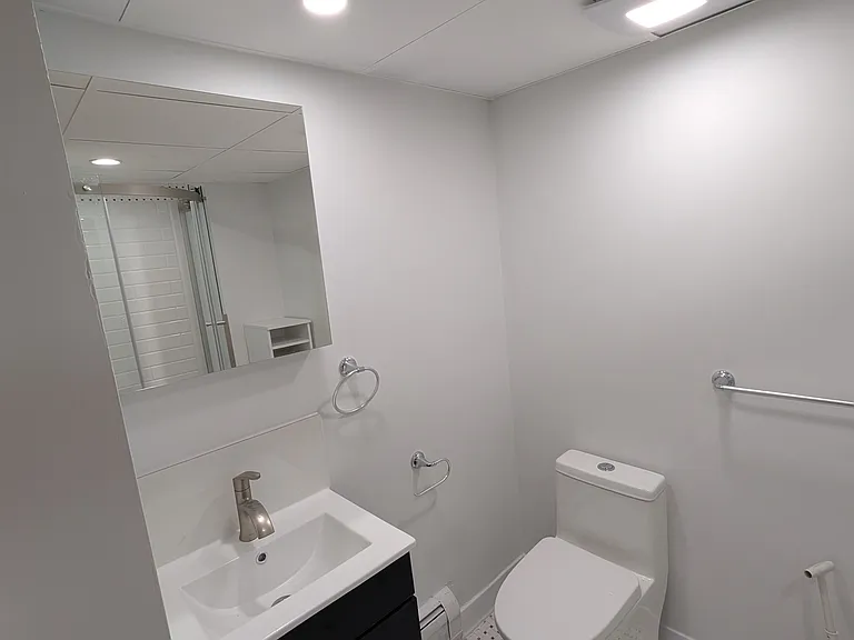 49 Hudson St #1 — Photo 15