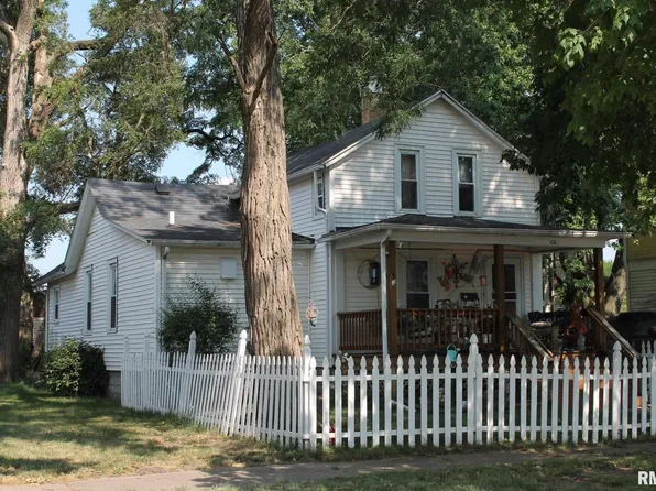 106 N Park St, Kewanee, IL 61443