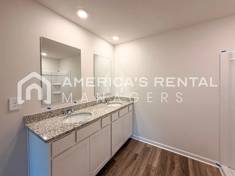 9909 Sequoyah Cove Dr SE — Photo 35