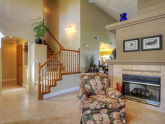 4th image of 2509 Mozart Dr