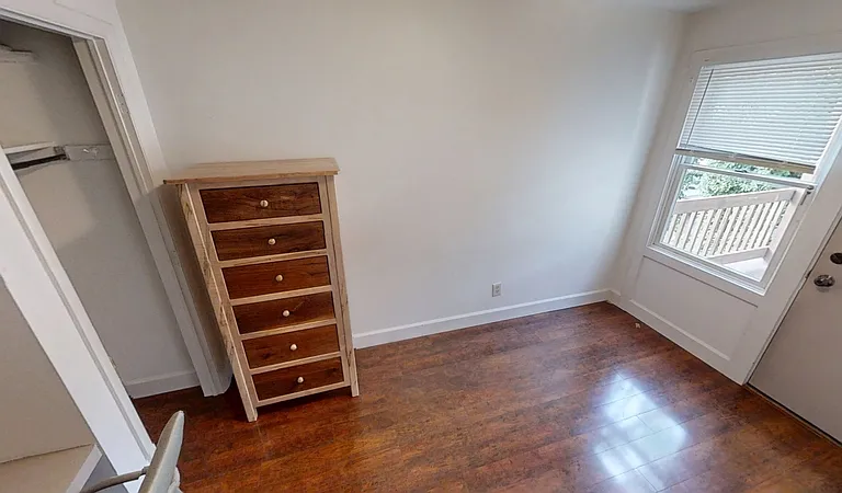 416 S 5th Ave #7 — Photo 10