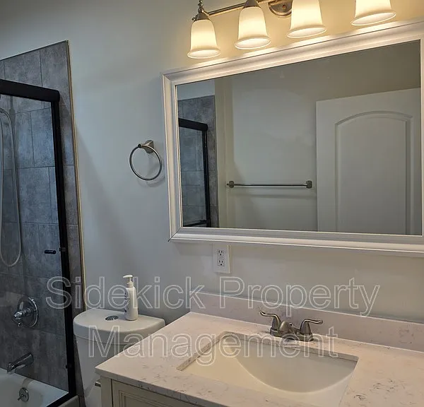 432 W Garfield Ave — Photo 11