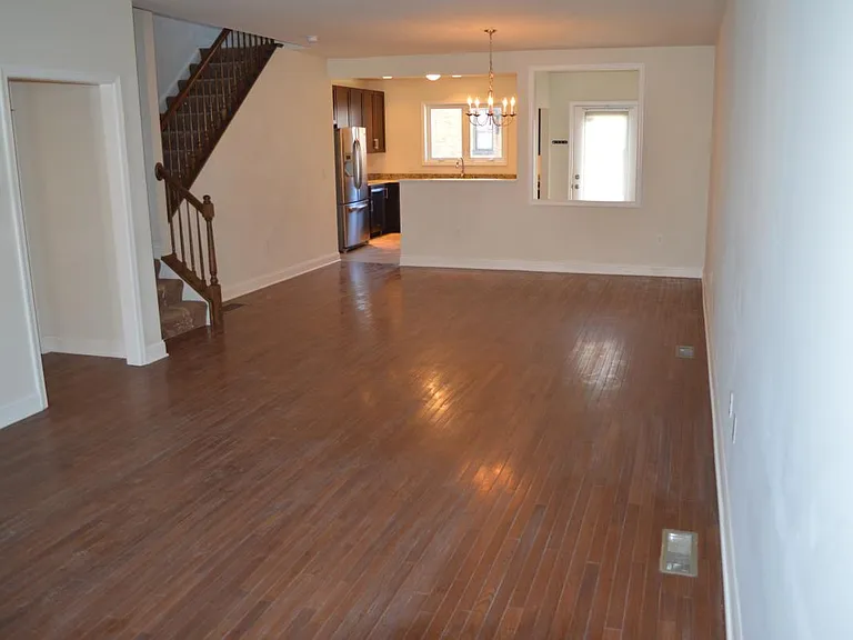 1503 Federal St — Photo 4