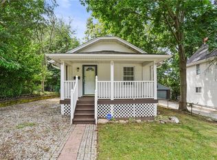 1382 Honodle Ave, Akron, OH 44305