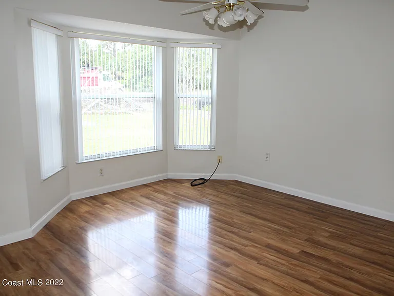 1738 Loquat Ct NW — Photo 11