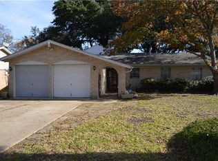 1826 Rindie St, Irving, TX 75060