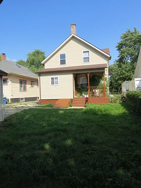 4 bed, 2000 sqft, $2,600 — Photo 3