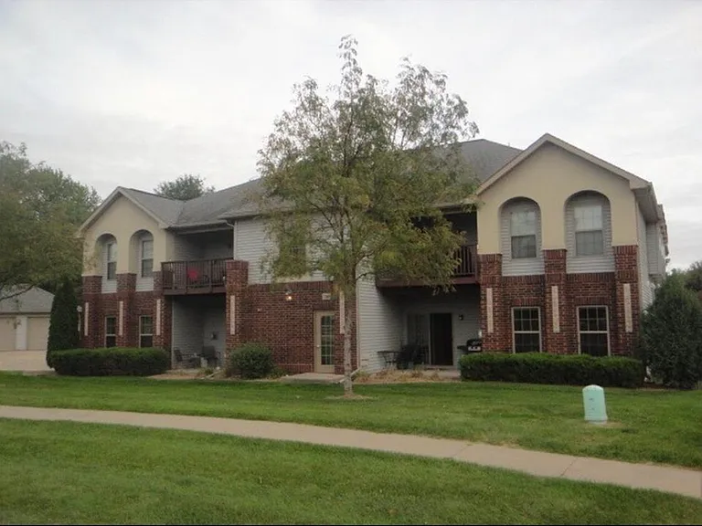 750 Rachael St #204 — Photo 3