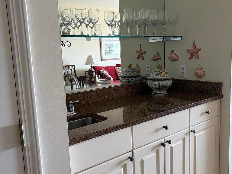 206 N Windward Dr — Photo 9