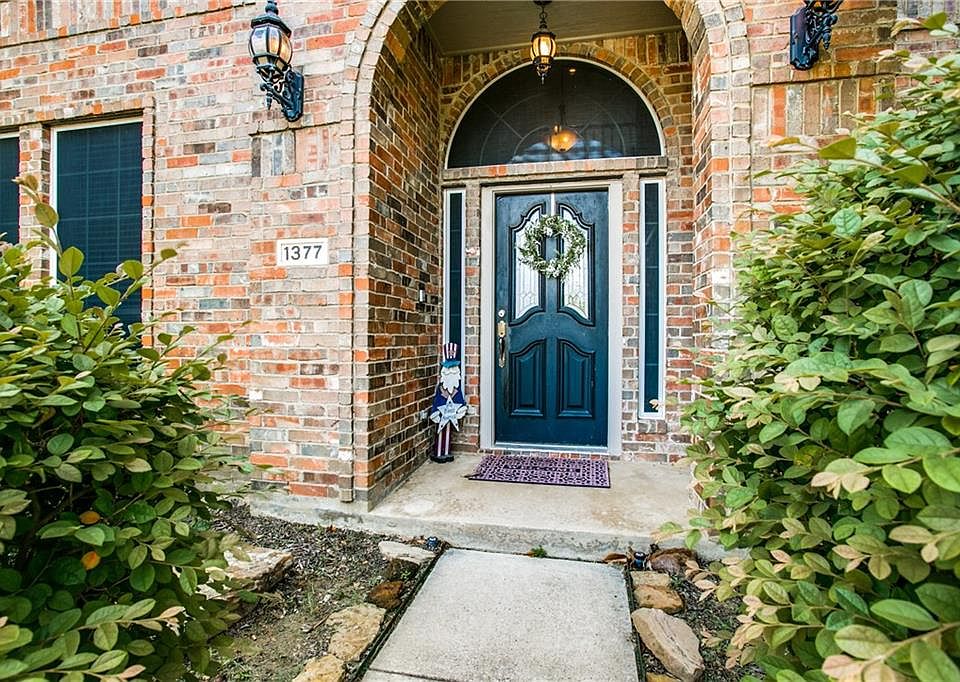 1st image of 1377 Edmonton Dr