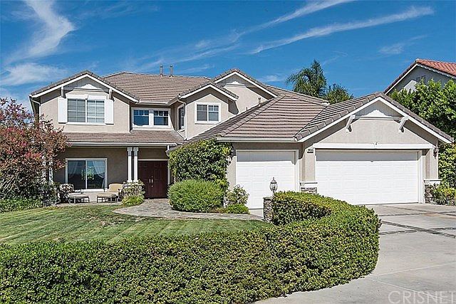 1st image of 24555 Stonegate Dr