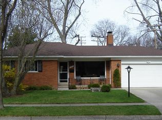 14529 Loveland St, Livonia, MI 48154