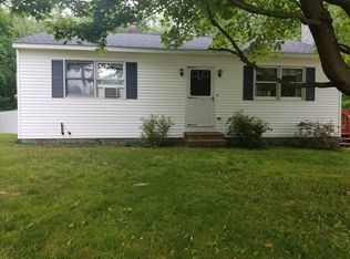 30 Lake View Dr, Spencer, MA 01562