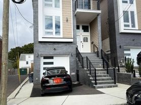 49 Rocco St