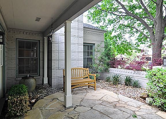 2nd image of 7123 La Vista Dr