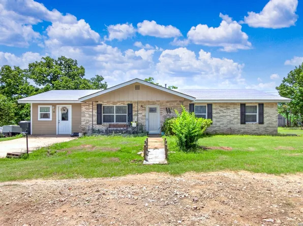 461 Shorty's Ln, Fredericksburg, TX 78624