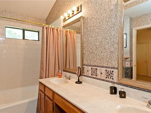 5th image of 2507 Mountainview Dr