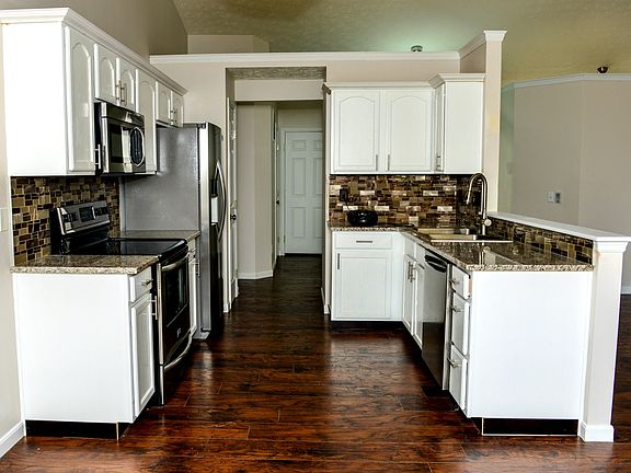 5th image of 2355 Harmony Dr