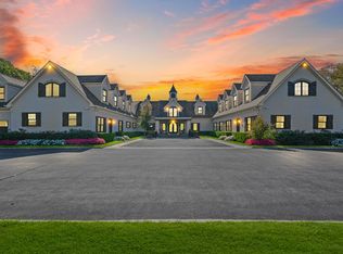 15 High Ridge Ln, Matinecock, NY 11560