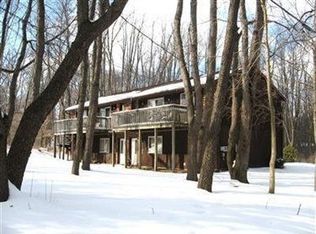 1189 & 1191 E Nimisila Rd, North Canton, OH 44720