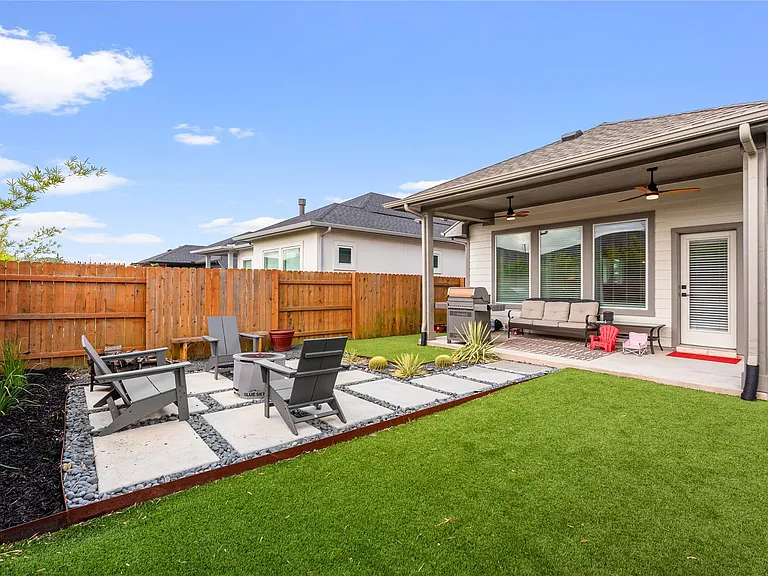 8317 Bestride Bnd — Photo 25
