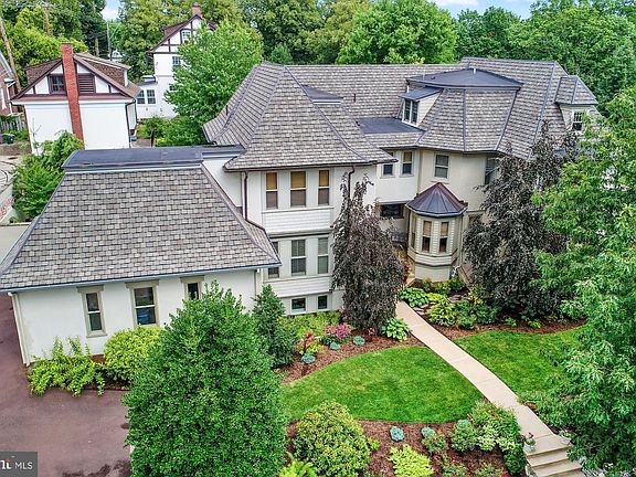 2nd image of 214 Wyomissing Blvd