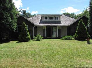 96 Dellenbaugh Rd, Cragsmoor, NY 12420